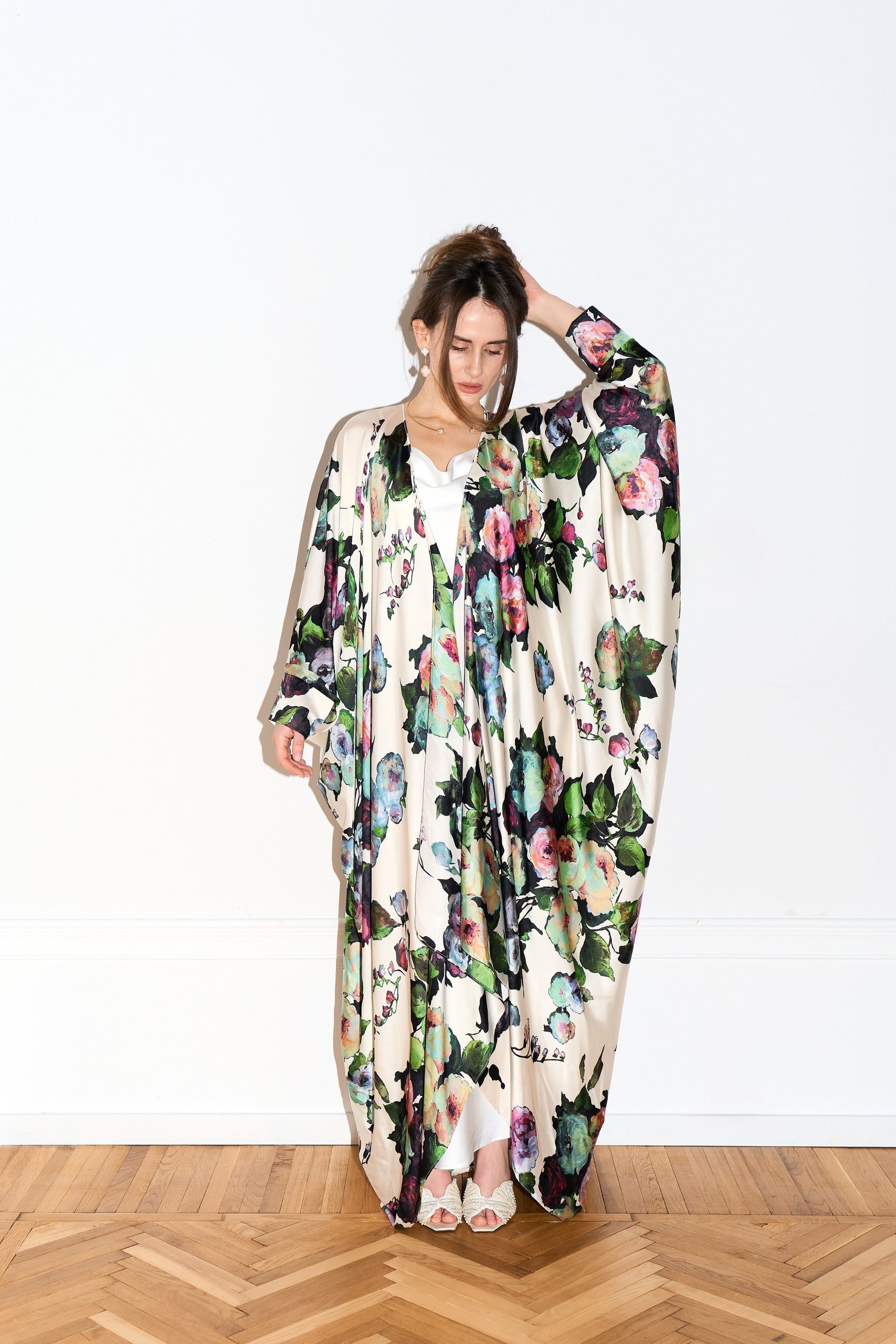 Silk Floral abaya cape from the front wide 