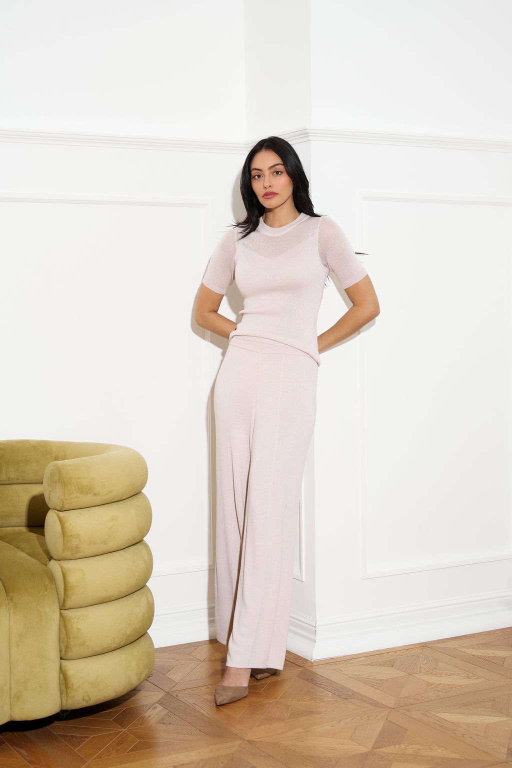 Ivory knit trousers with a fold