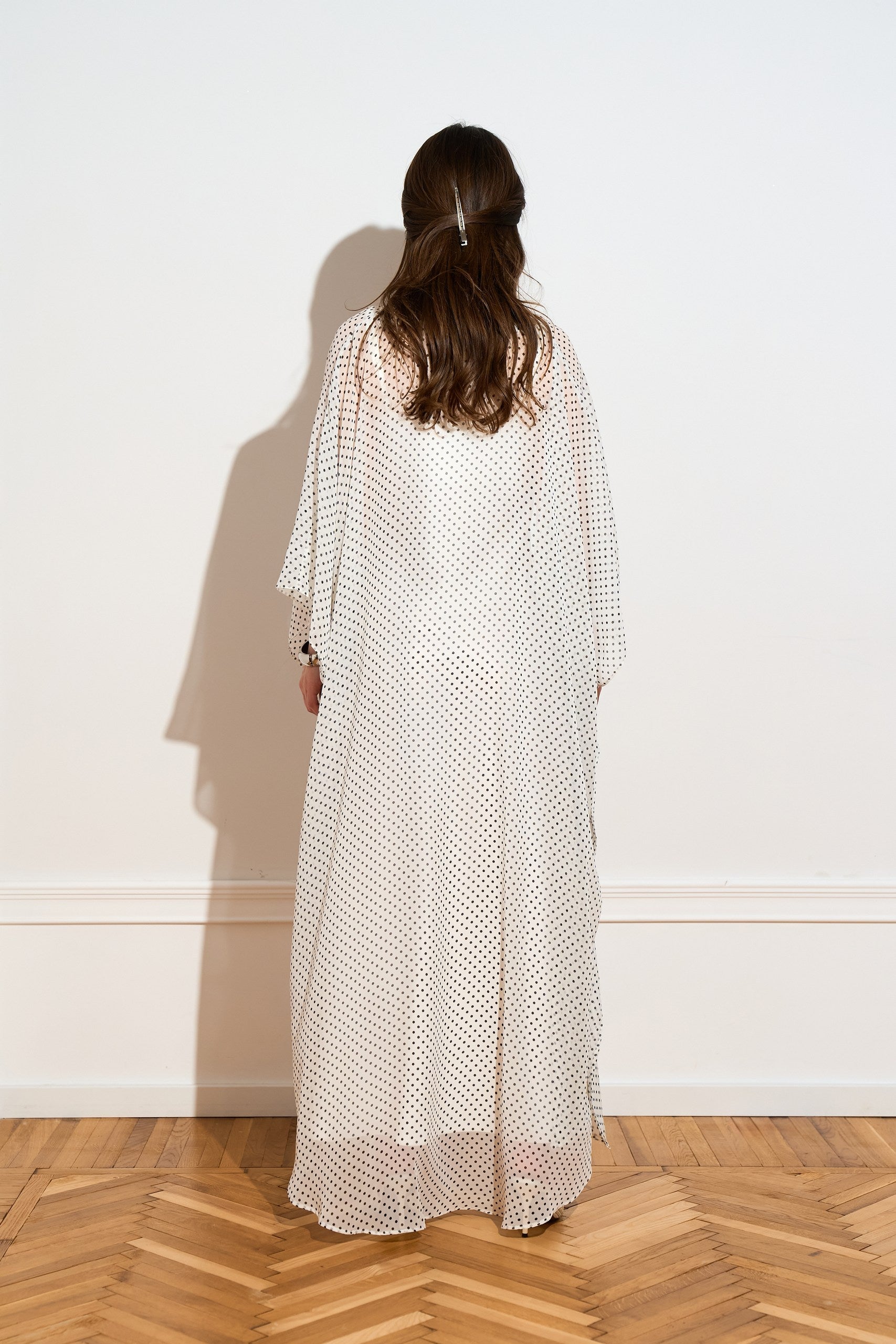Light chiffon polka dot open kaftan from the back 